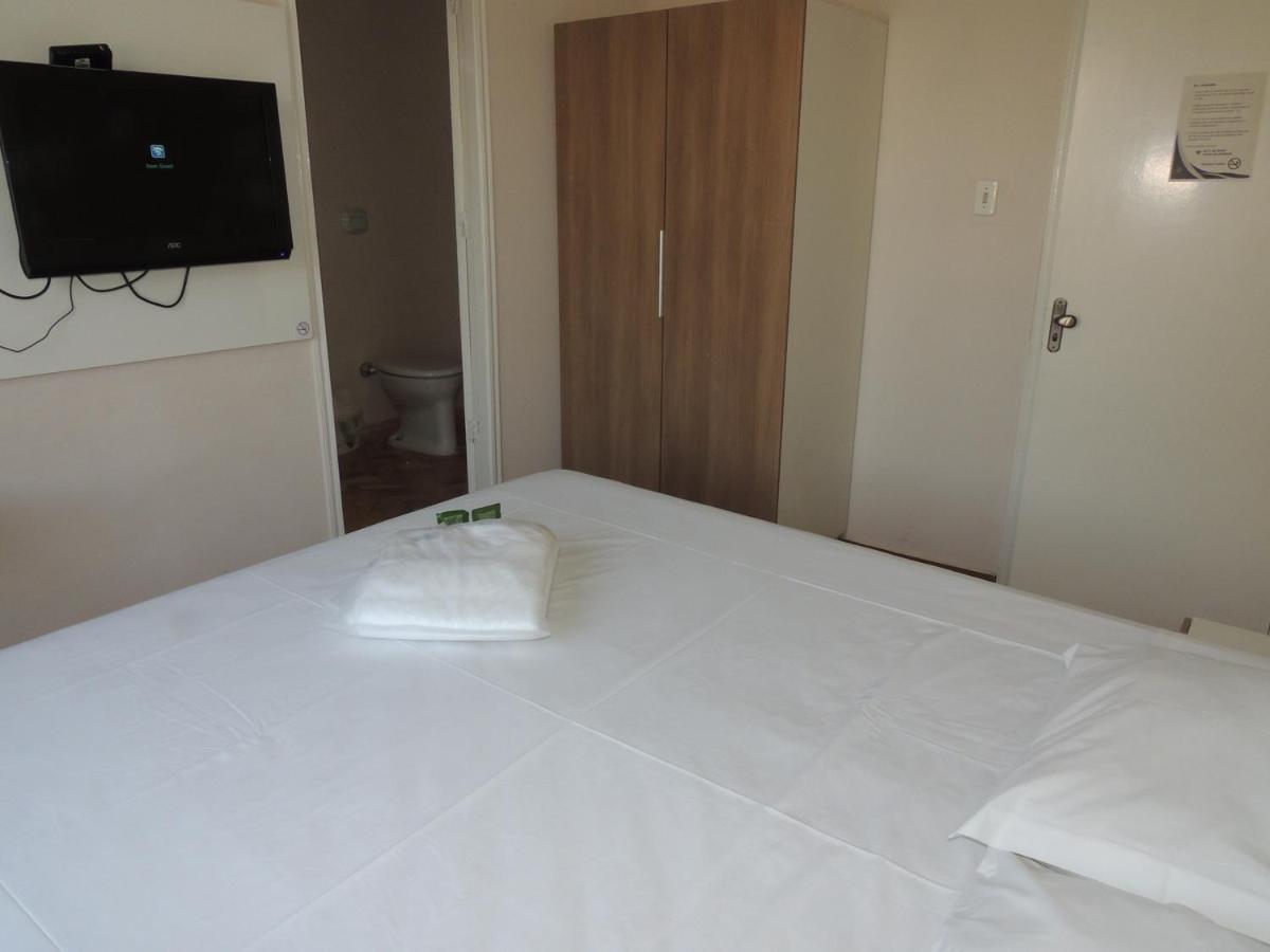 Hotel Belvedere Araras - Facil Acesso Hospital Sao Leopoldo E Faculdades ภายนอก รูปภาพ